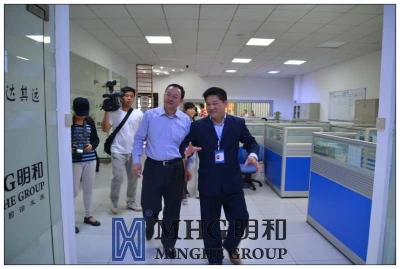 长沙经开区党工委书记、长沙县委书记杨懿文一行莅临精产国品一二三产区蘑菇视频-国产午夜精品自在自线之la-护士你下面好紧我进不去-日韩精品视频在线观看免费-国产又爽又大又黄A片软件调研