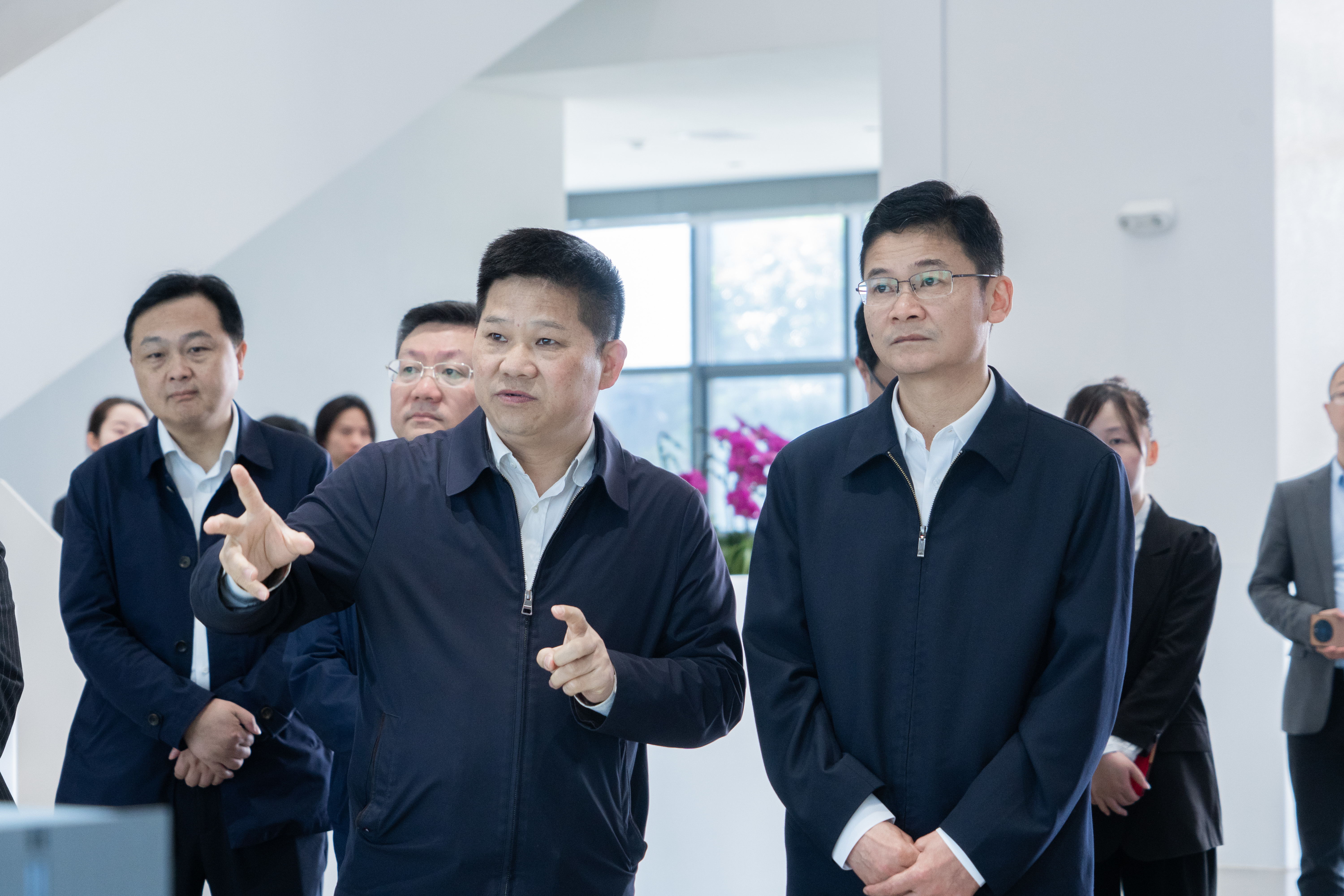 湖南省副省长曹志强一行莅临精产国品一二三产区蘑菇视频-国产午夜精品自在自线之la-护士你下面好紧我进不去-日韩精品视频在线观看免费-国产又爽又大又黄A片软件走访调研