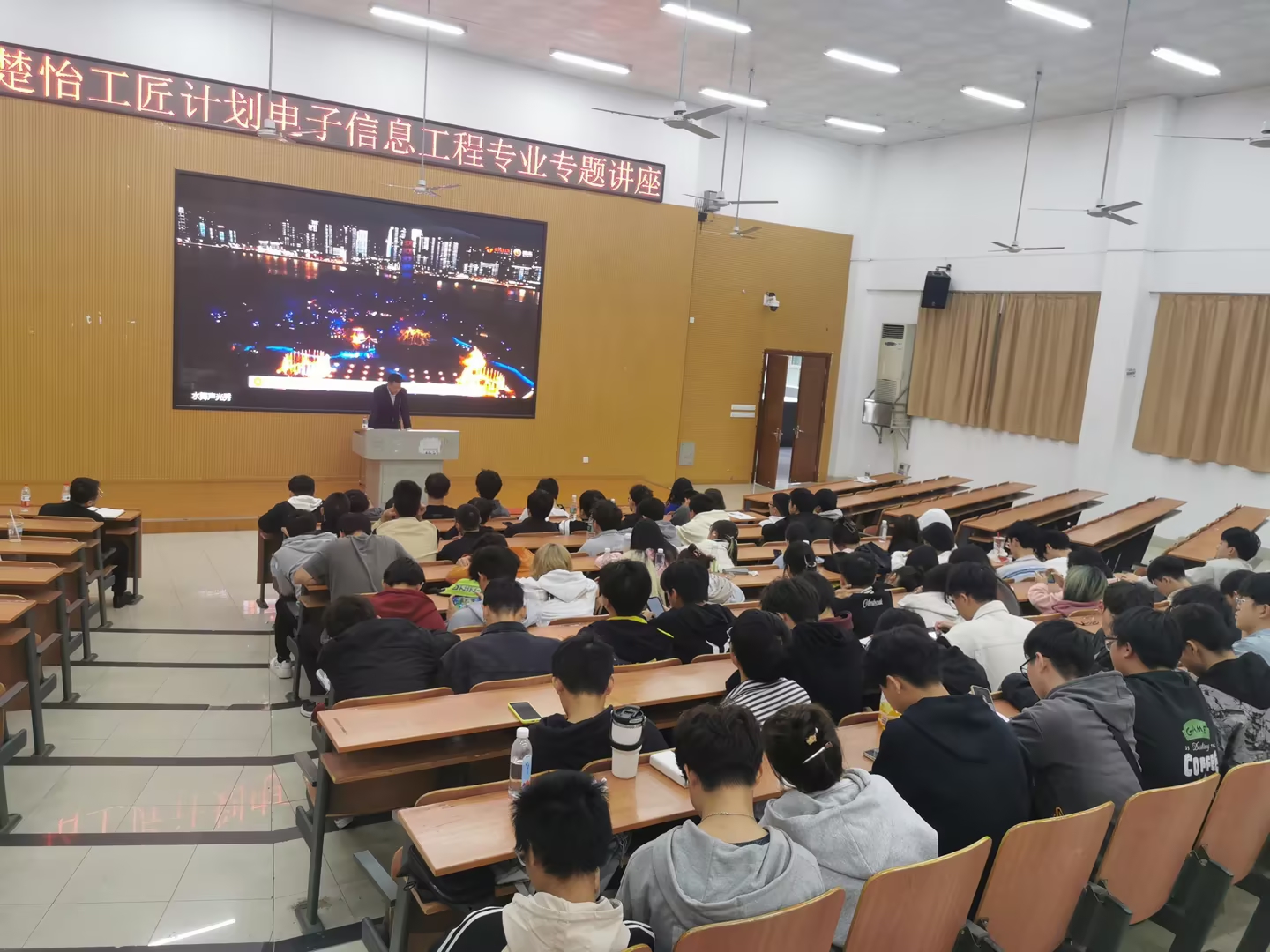 精产国品一二三产区蘑菇视频