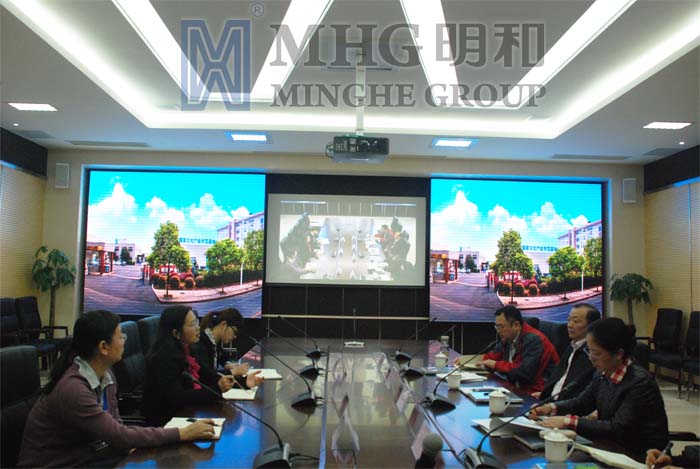 领导一行与明和管理层就助推外贸业务亲切座谈