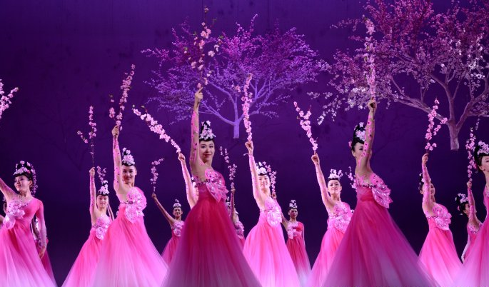 舞剧《桃花源记》经典情节